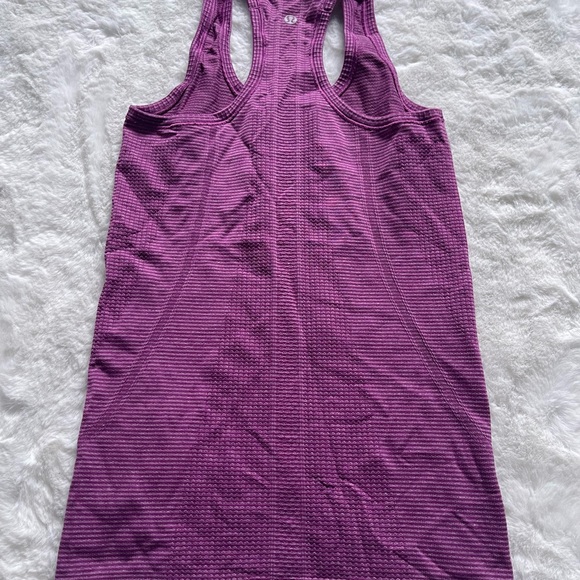 Lululemon Tank Top - Picture 2 of 5